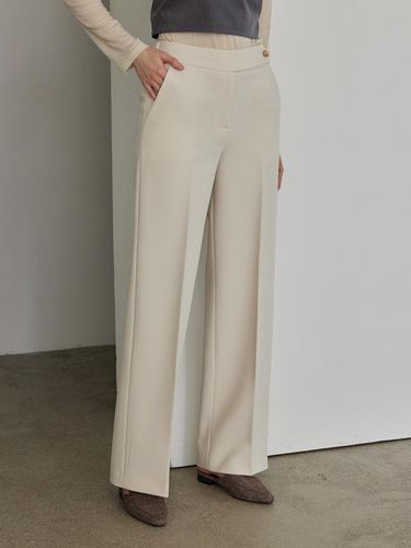 Signature Slim Fit Wide Leg Trouser - hyyk - Modalova