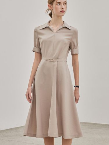 Belted Collar Flare Dress - Beige - hyyk - Modalova