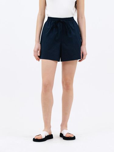 Crease String Mini Shorts_Navy - Jun by Jun k. - Modalova