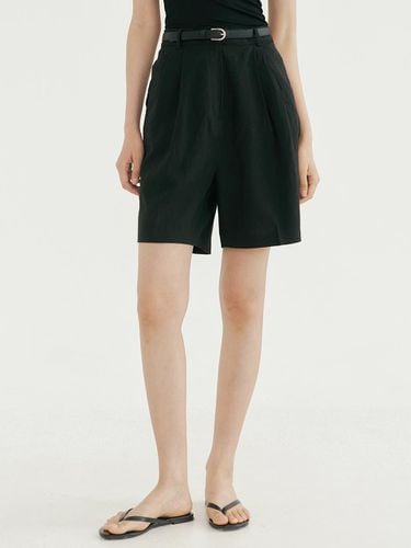 Blo Linen Bermuda Shorts - Black - REORG - Modalova