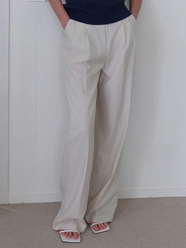 Rayon Summer Pin Tuck Slacks_Greyish Beige - ouie - Modalova