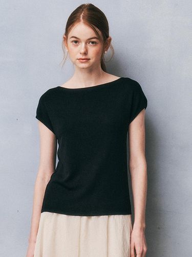 Brief Simple Knit Top (Black) - We’Dee - Modalova