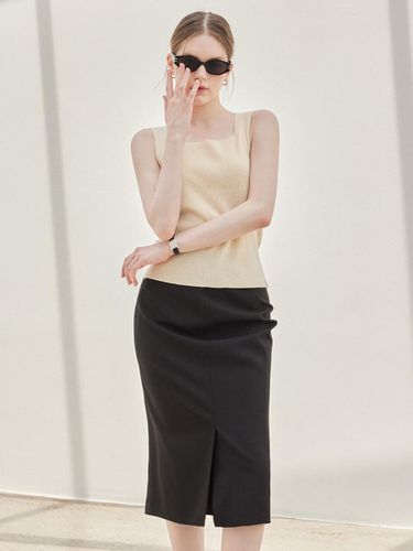 Minimal Signature Skirt - Black - hyyk - Modalova