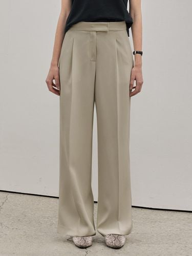 Basic Semi Wide Pants - Beige - hyyk - Modalova