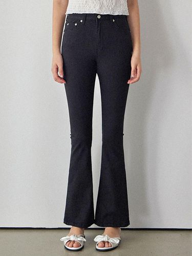 Vivid Slim Boot Cut Pants_Black - HAINT - Modalova