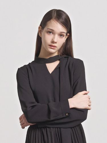 Tie Neck Bow Blouse - Black - hyyk - Modalova