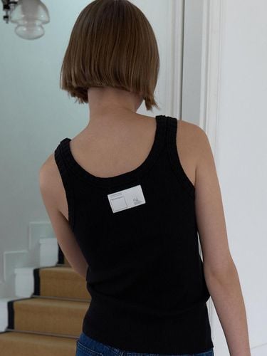 Labeling Bio Linen Sleeveless Knit Top_Black - ouie - Modalova