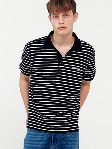 M.C Unisex Stripe PK Half Shirt_Black - MOONSUN - Modalova