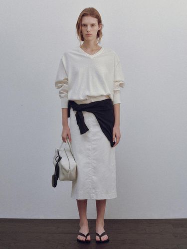 Stitch H Line Maxi Skirt_White - NOTHING WRITTEN - Modalova