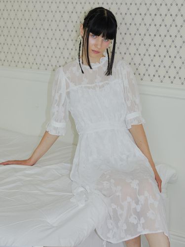 Flower See-through Dress - White - ILLUSTRIS ILLUSION - Modalova