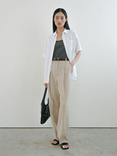 Straight Pleated Pants - Beige - OWN FEATURE COLOUR.OFC - Modalova