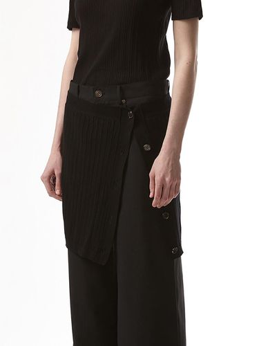 Ribbed Layer Knit Skirt (Black) - EAN JO - Modalova