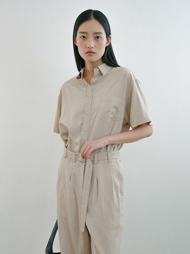 Relaxed Fit Half Sleeve Shirt - OWN FEATURE COLOUR.OFC - Modalova