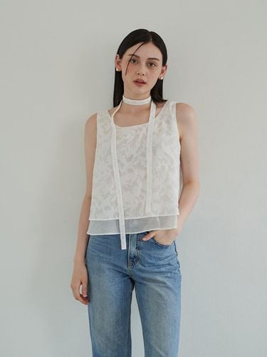 Lovely Flower Sheer Sleeveless Blouse - F.cocoromiz - Modalova