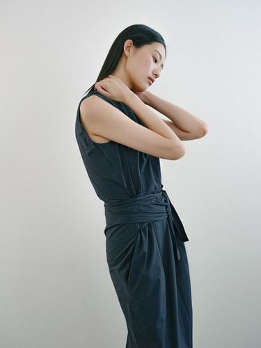 Two Way Waist Strap Dress - Navy - OWN FEATURE COLOUR.OFC - Modalova