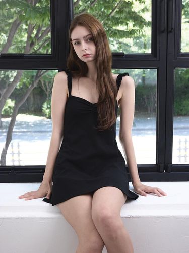 Frilled Shoulder Mini Dress - Black - Madey - Modalova