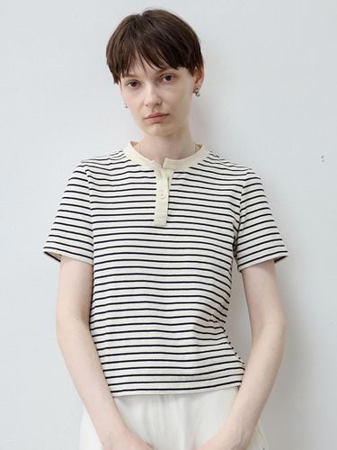 Classic Button Striped Top - tageechita - Modalova