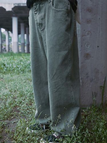 Latched Tapered Twill Pants_Washed Khaki - karactor - Modalova