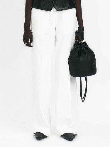 Patch Pocket Pants With Belt Loops_White - GABRIEL LEE - Modalova