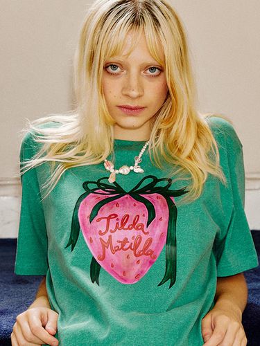 Tilda Strawberry T-shirt_Green - Tilda Ma Tilda - Modalova