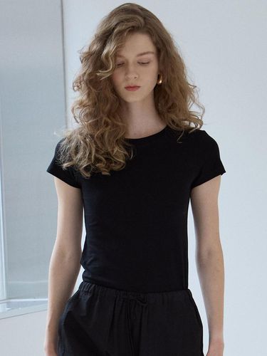 Basic Slim T-Shirt_Black - GRIDA-J - Modalova