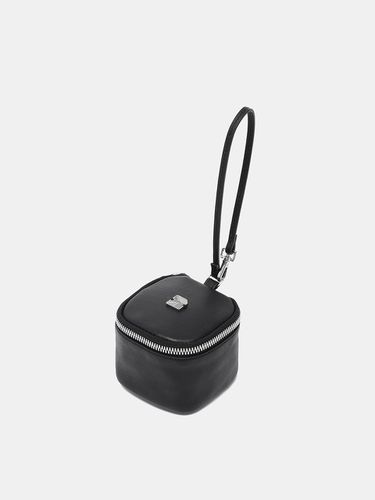 Multi Leather Pouch_Black - GABRIEL LEE - Modalova