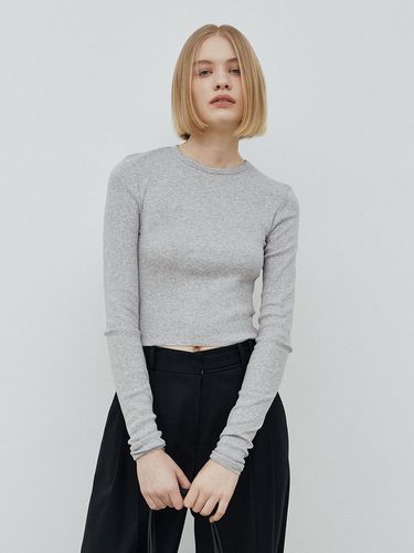 Ribbed Semi Crop Long Sleeve T-Shirt (3 Color) - WEARIS - Modalova