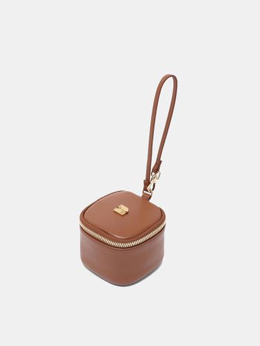 Multi Leather Pouch_Brown - GABRIEL LEE - Modalova