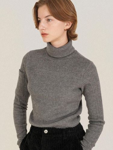 Cleo Pocket Sleeve Turtleneck Knit _ - LEIE - Modalova