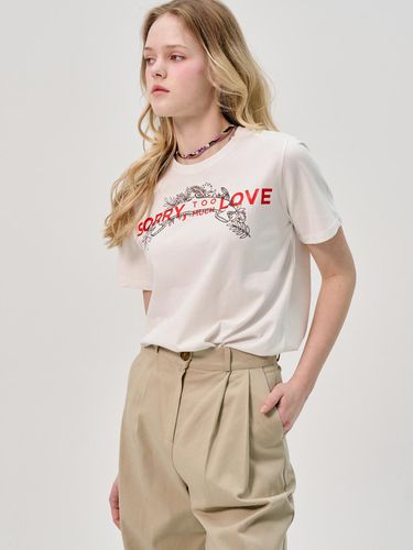 Flower Soluv Logo Half Sleeve T-shirt_White - SORRY TOO MUCH LOVE - Modalova