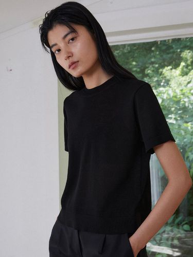 Double Neck Linen Knit Top_Black - emkm - Modalova