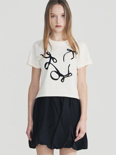 Flowing Ribbon T-shirt - FALLETT - Modalova