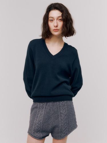 Clavicle V-neck Pullover (Charcoal) - Maggie - Modalova