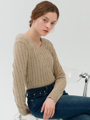 Cable V-Neck Knit Beige - camino - Modalova