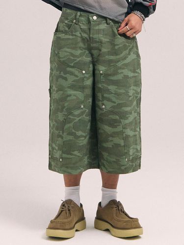 Double Knee Rip Stop Camo Bermuda Pants_Dark Green - AKECII - Modalova