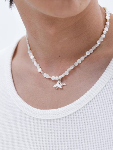 Silver Pearl Coin Necklace_Pearl White - Trip LE Sens - Modalova