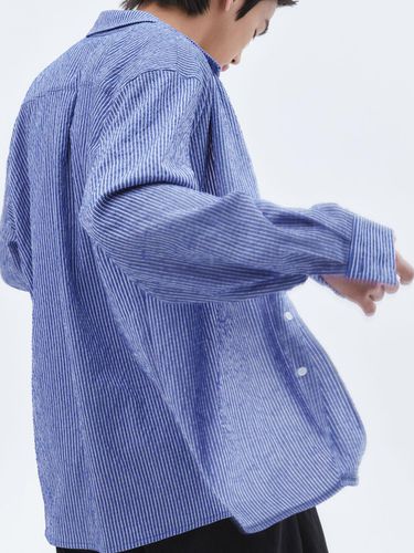 Summer Pleats Oversized Shirt_Strip Navy Blue - Trip LE Sens - Modalova