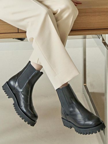 David Chelsea Boots - ashgray studios - Modalova