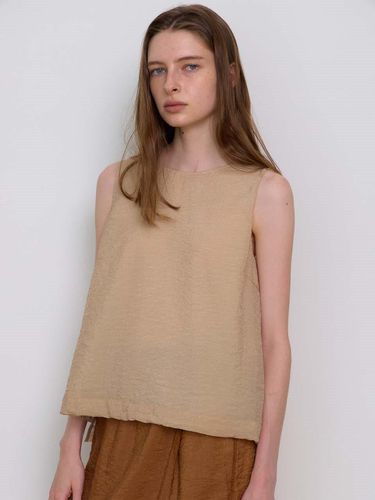 Mildy sheer sleeveless blouse-beige - KILHOUETTE - Modalova