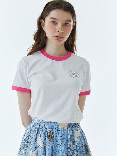 RVS Ringer T-Shirt Pink - RAVEROUS - Modalova