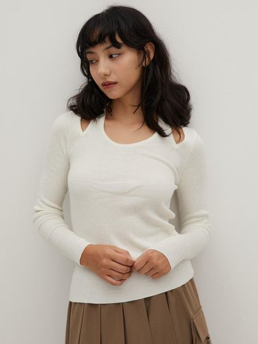 Cut Work Sweater White - RAVEROUS - Modalova