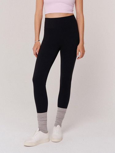 KAI LEGGINGS BLACK - NYLORA - Modalova