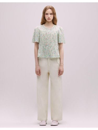 Flower Embroidery Blouse_T244MBL238W - Thursday Island - Modalova