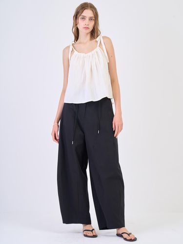 Wide Balloon Pants Black - RAVEROUS - Modalova