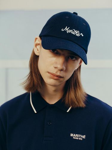 MOUVEMENT LOGO BALL CAP_Navy - MARITHE MOUVEMENT - Modalova