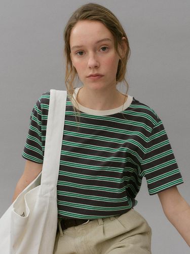 Vintage stripe t-shirt (green) - blank03 - Modalova