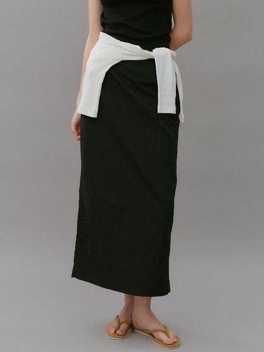 Wrinkled maxi skirt (black) - blank03 - Modalova