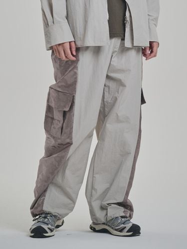 Way Cargo pants (Beige) - 71to96 - Modalova