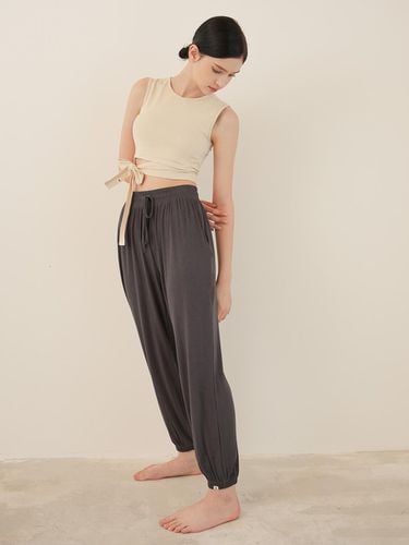 Plain Modal Jogger Pants (Charcoal) - conchwear - Modalova