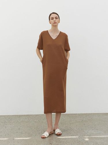 String Point V Neck Long Dress Camel - Mare di mari - Modalova